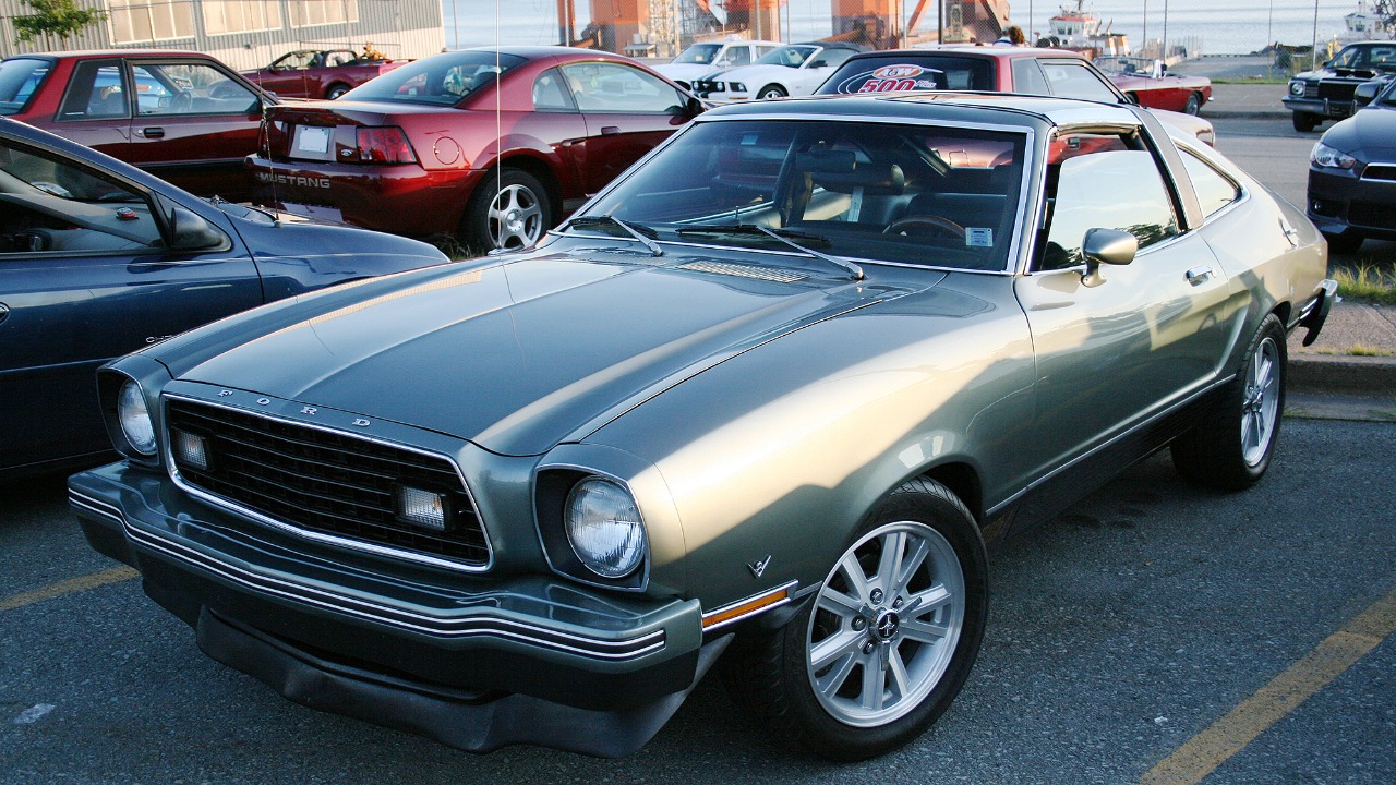 Ford Mustang II Custom Wheels.jpg