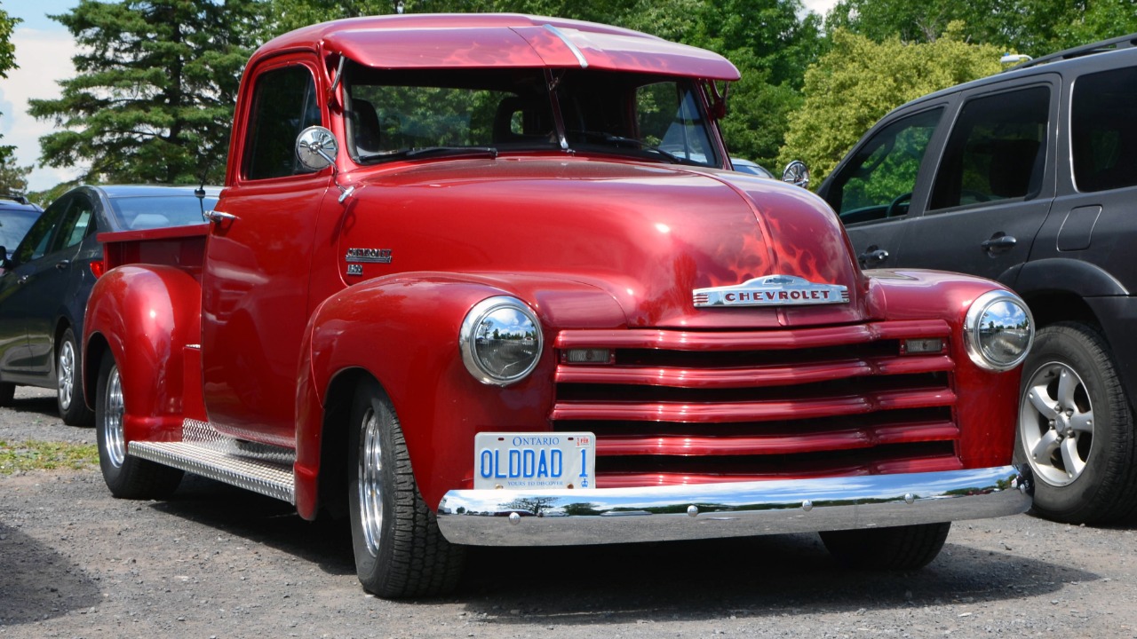 10 classic trucks that built America’s backbone