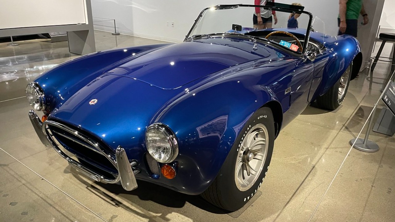 1967 AC Shelby Cobra 427 signed by Carroll Shelby