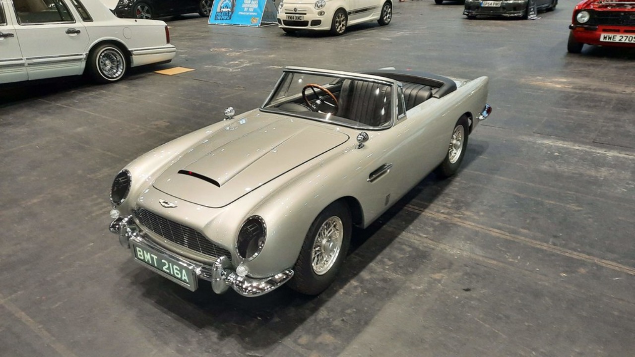 Aston Martin DB5 Junior Edition