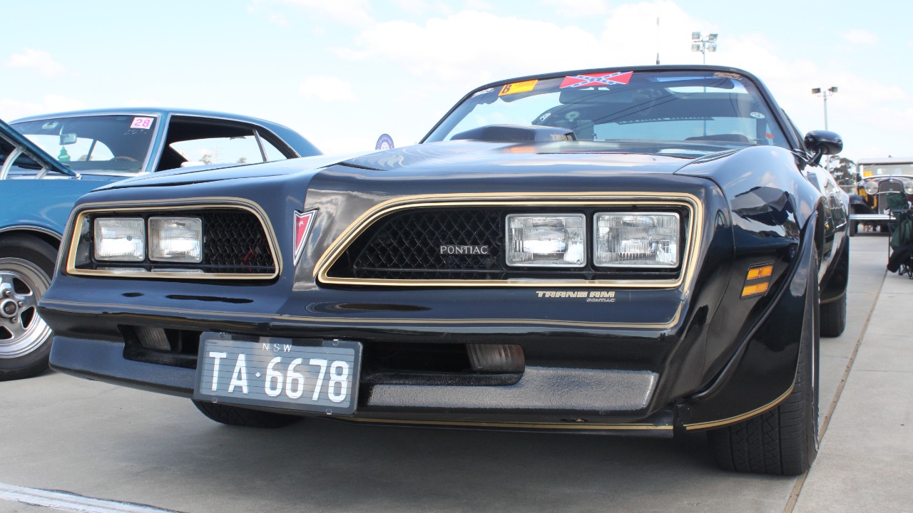 1978 Pontiac Firebird Trans Am (21247608888).jpg