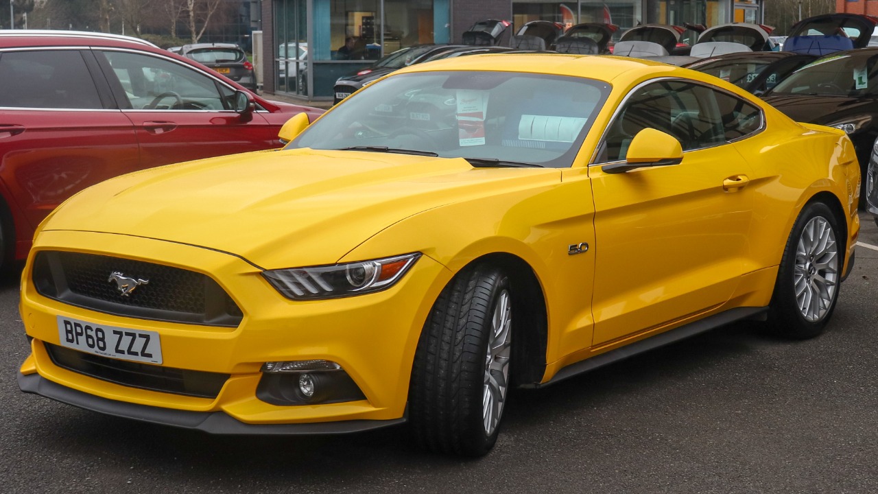 2018 Ford Mustang GT 5.0 Front.jpg