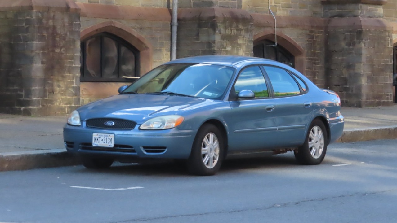 Ford Taurus