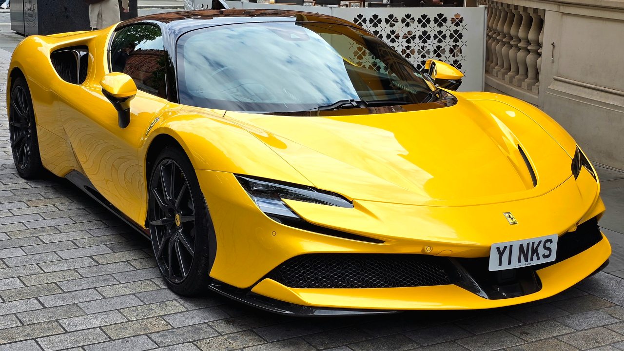 Hybrid supercars proving gas engines aren’t dead