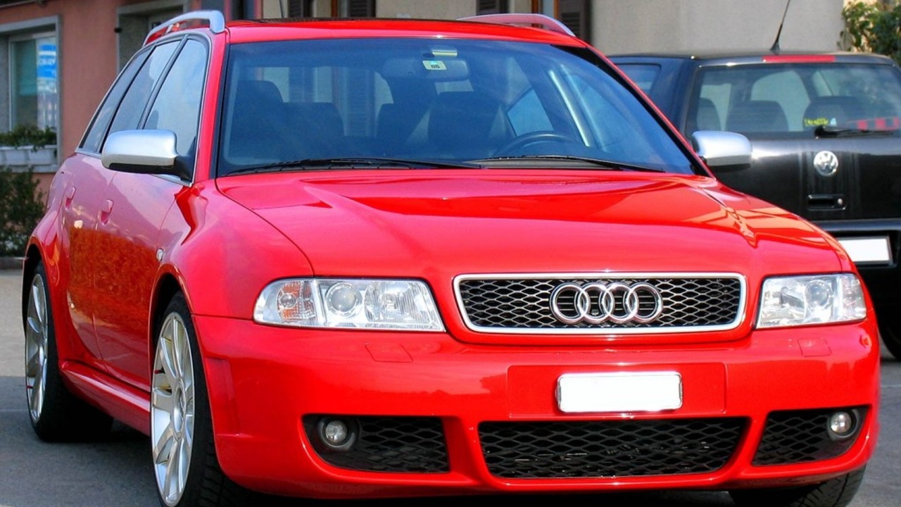 When the 1998 Audi RS4 brought wagons into the fight
