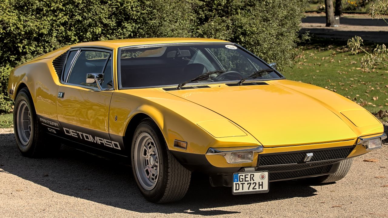 Why the 1972 De Tomaso Pantera mixed worlds successfully