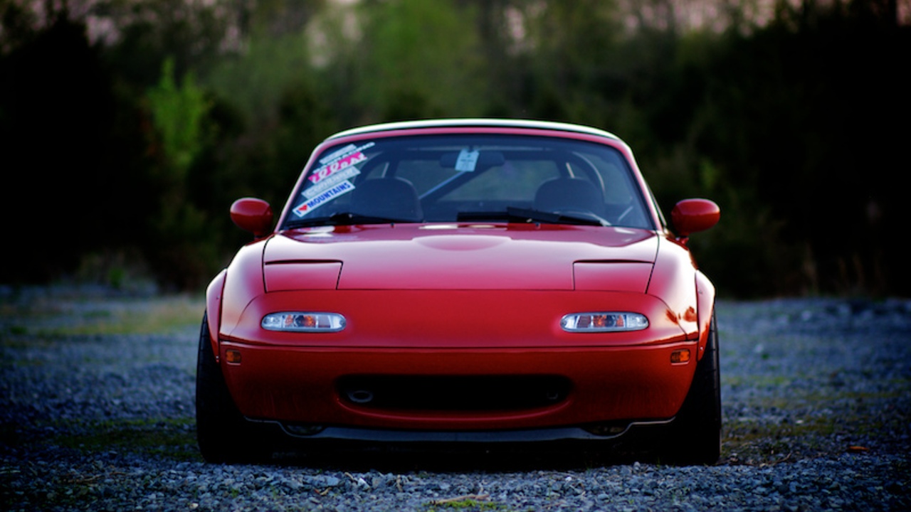 When the 1990 Mazda Miata reminded everyone driving mattered
