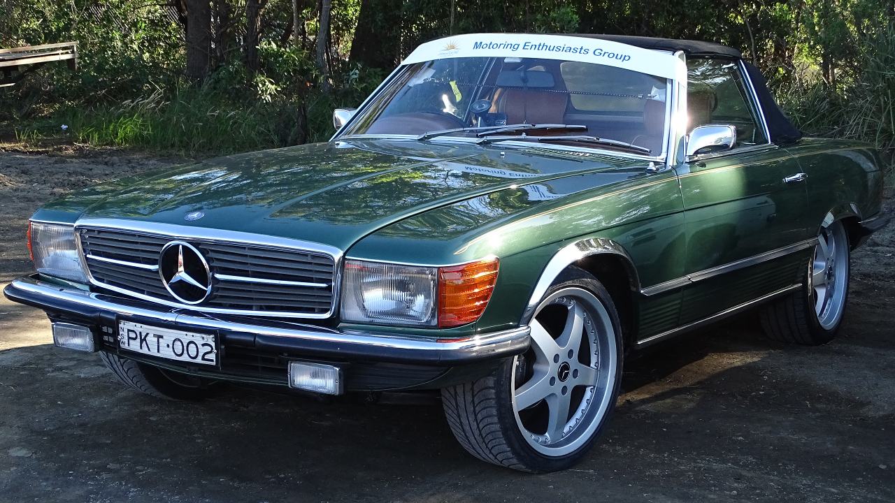 How the 1976 Mercedes-Benz 450SL blended safety and style