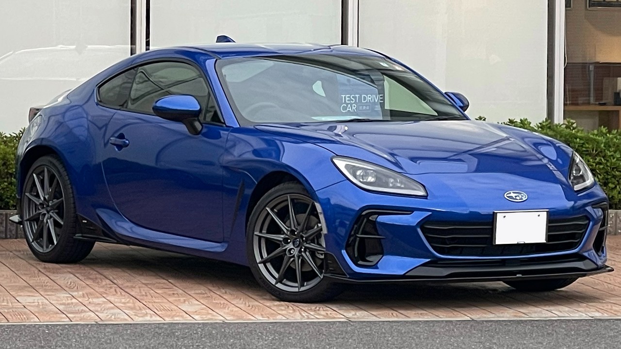 The last naturally aspirated monsters worth buying