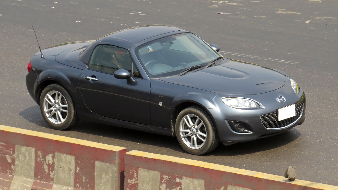 How the 2016 Mazda MX-5 Miata stayed true to itself