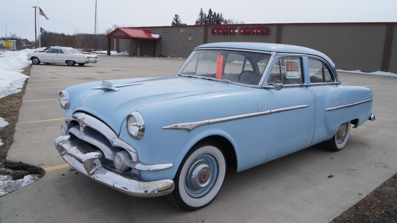 When the 1953 Packard Clipper tried to modernize tradition