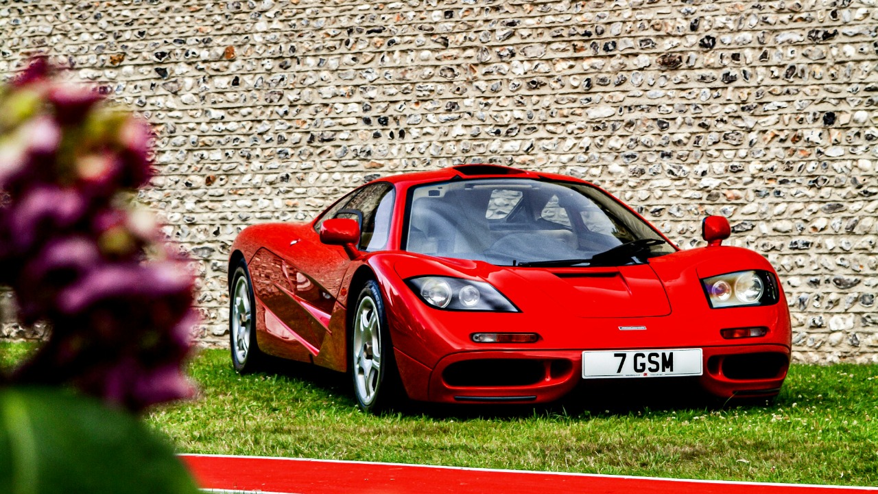 The McLaren F1 that left the world chasing its shadow