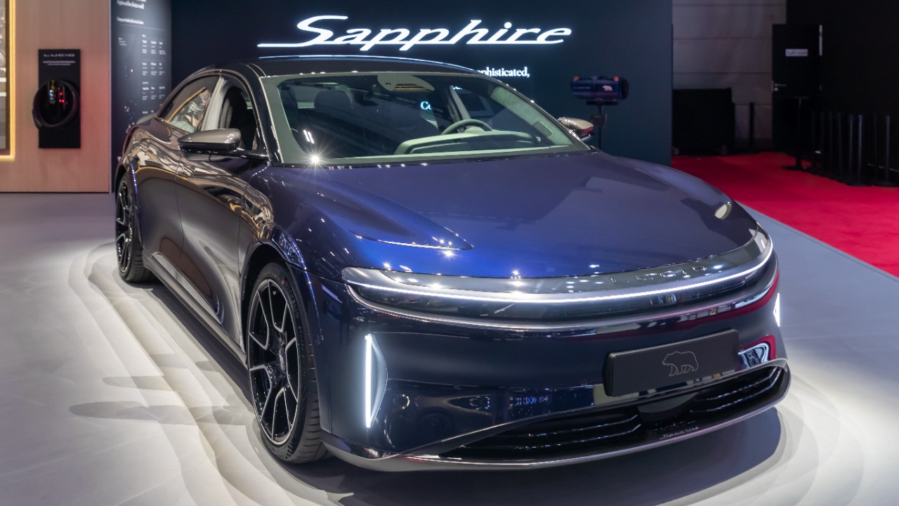 How the Lucid Air Sapphire stunned supercar veterans