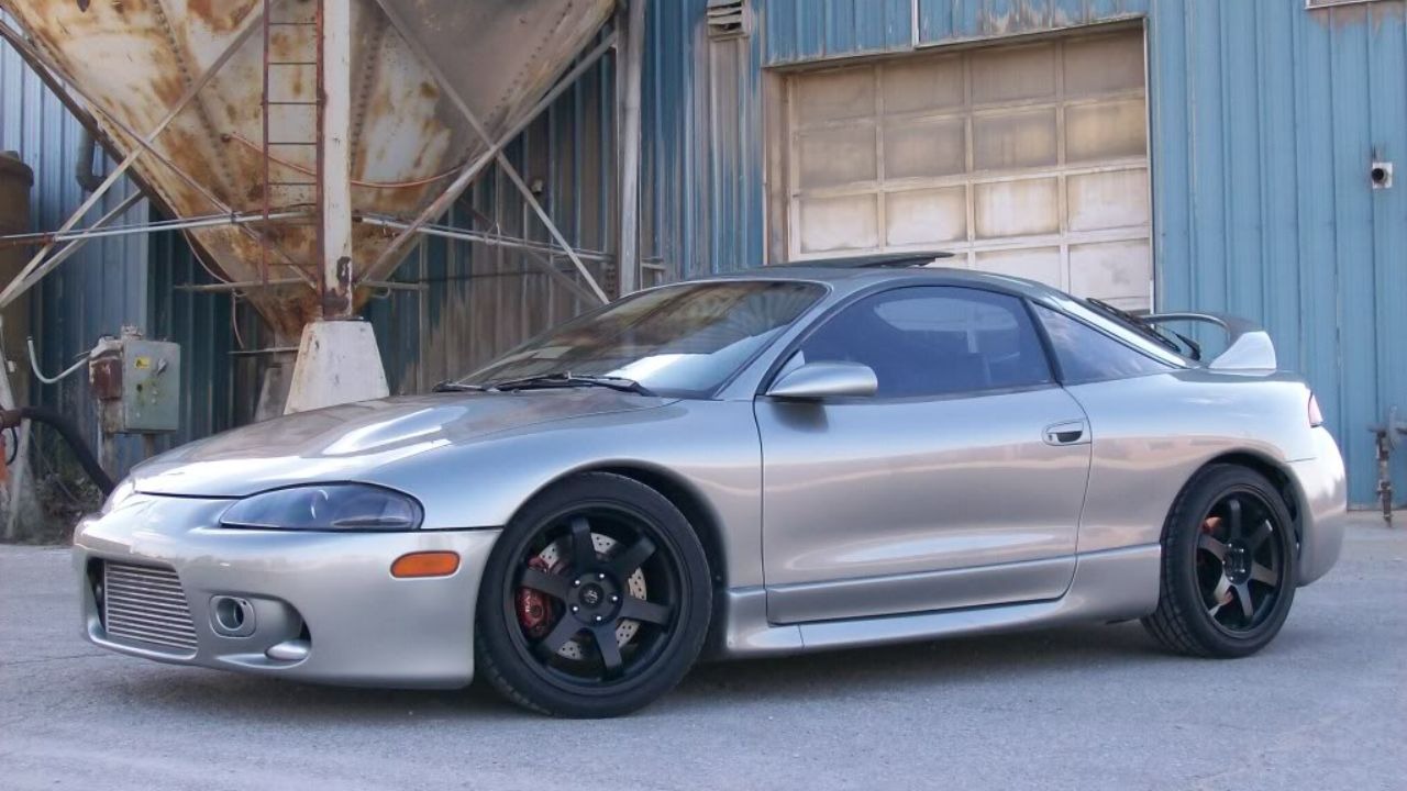 How the Mitsubishi Eclipse GSX gained cult-hero energy