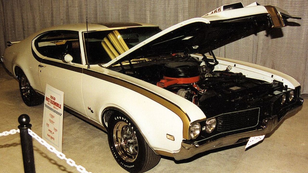 5 big-displacement engines that are quietly driving collector prices up