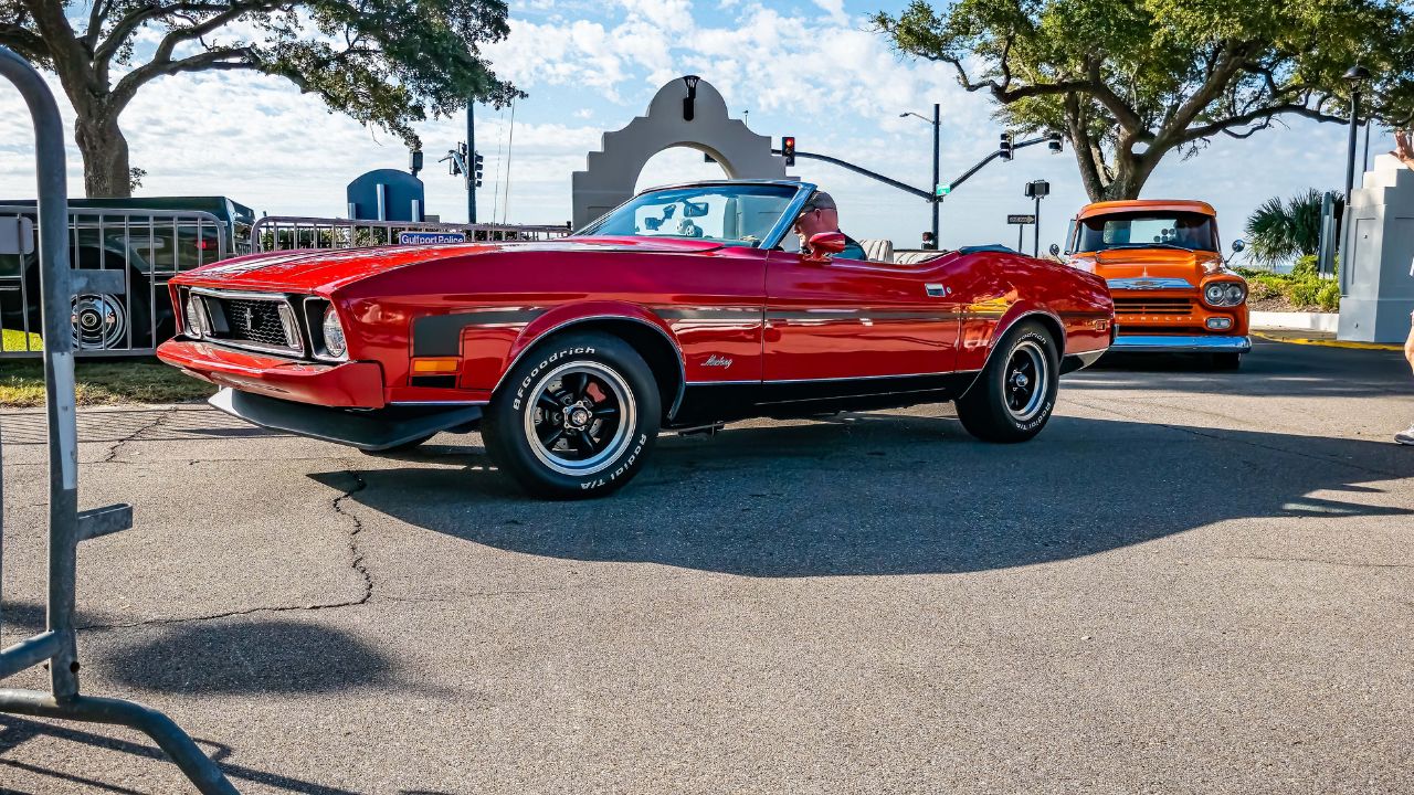 8 Muscle cars that looked the part but never delivered the punch