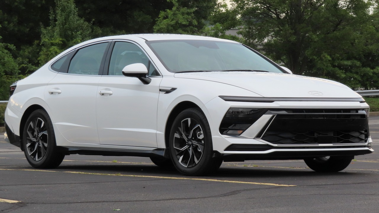 2027 Sonata Heritage targets Toyota with retro take on the lackluster sedan