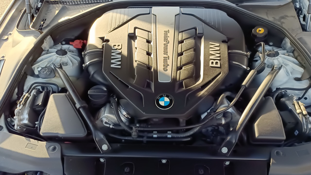 BMW won’t bury big engines and insists V8s & V12s can live through Euro 7