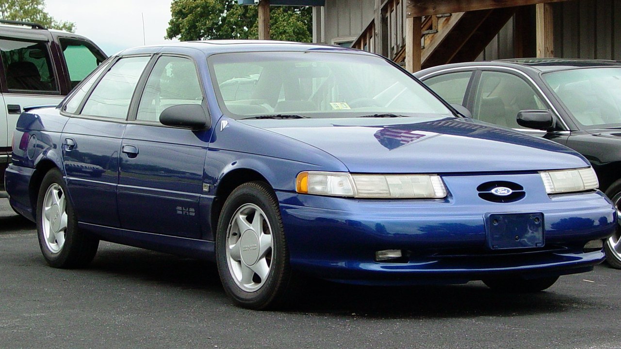 Ford’s forgotten mid-engine supercar packed a Yamaha-tuned V6