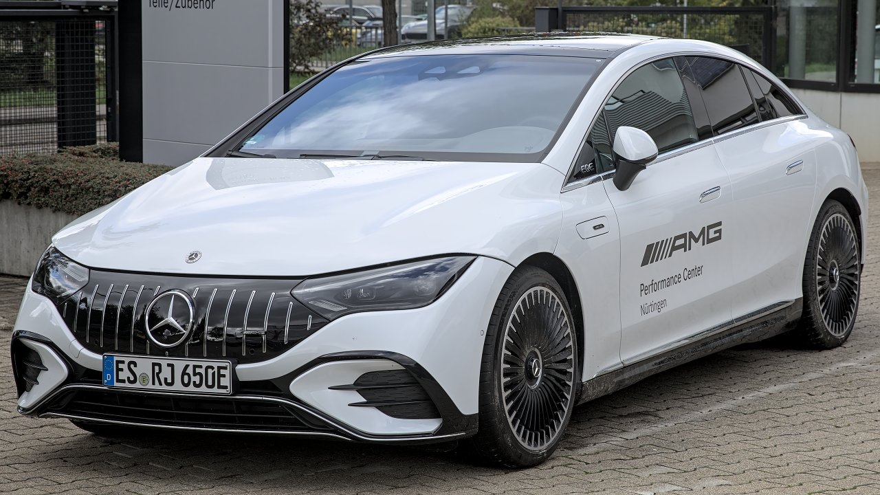 Mercedes yanked its EVs from America now they are storming back hard