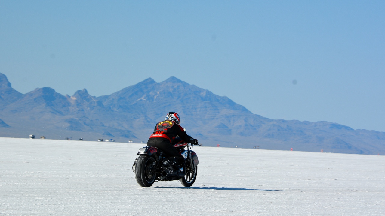 Inside the insane world of Bonneville salt flats speed record chasers