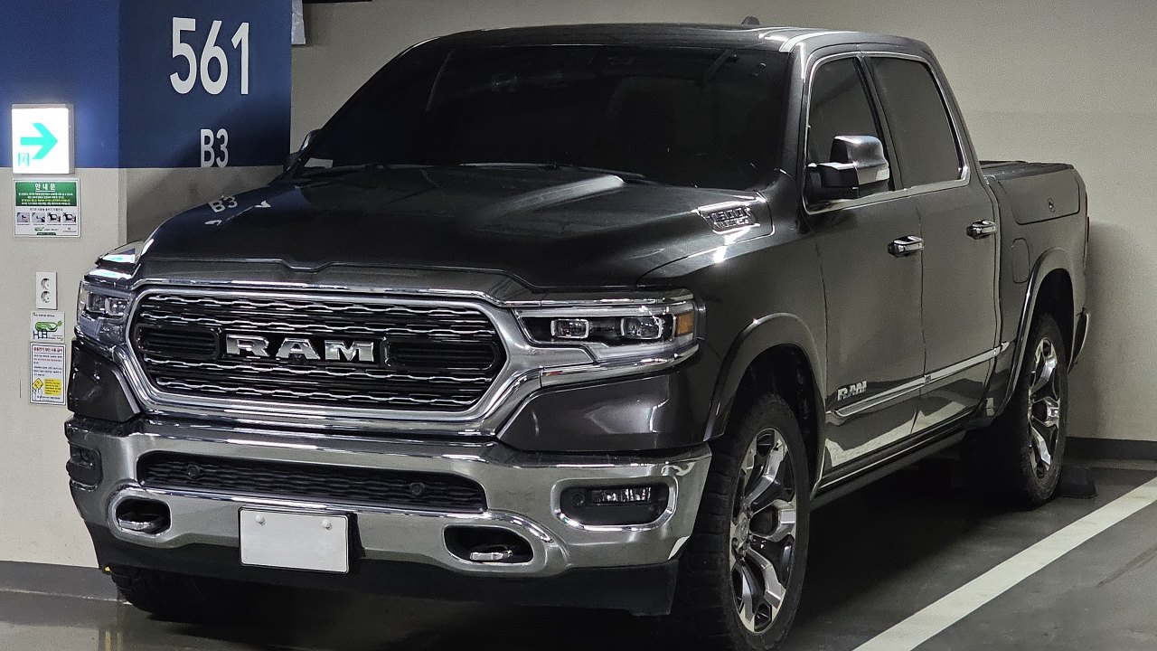 Ram boss praises V8 heritage while predicting EV takeover