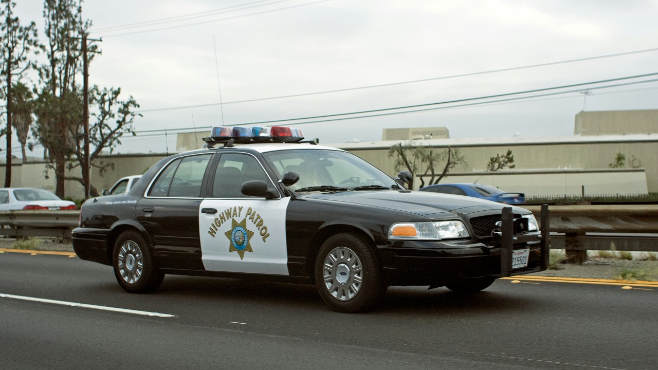 California Highway Patrol hunts Camaro driver after 100+ mph plate-kill escape