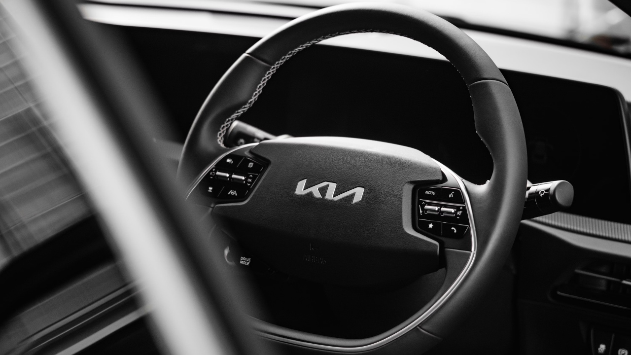 Kia doubles down on real buttons even as cabins get packed with new screens