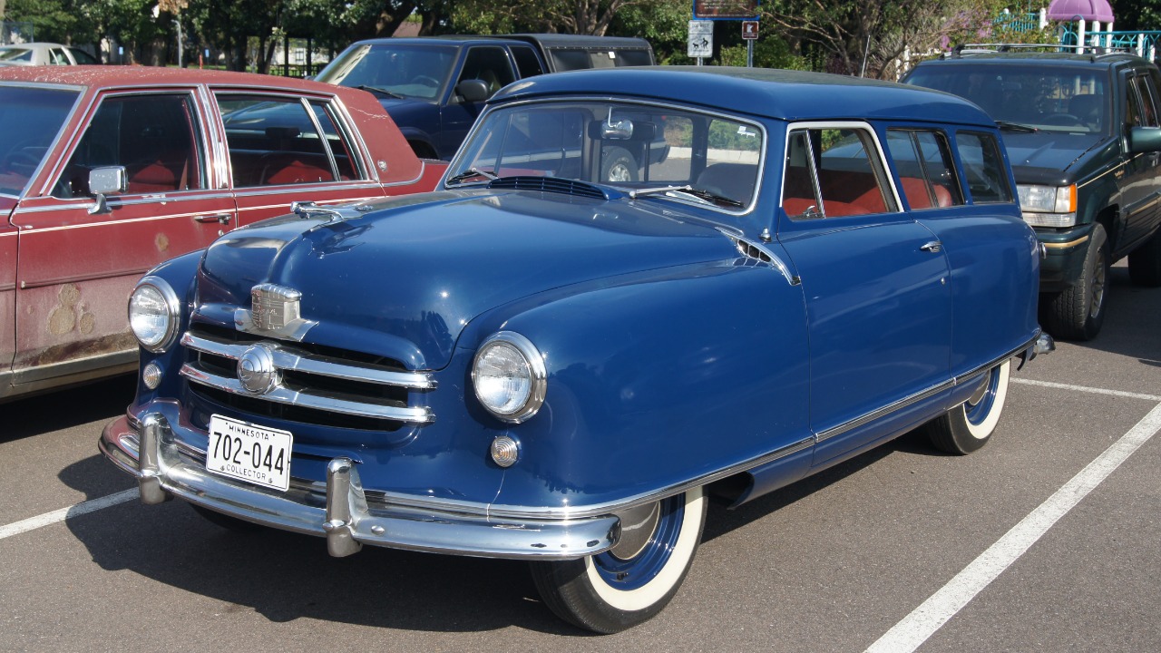 When the 1951 Nash Rambler bet on compact thinking