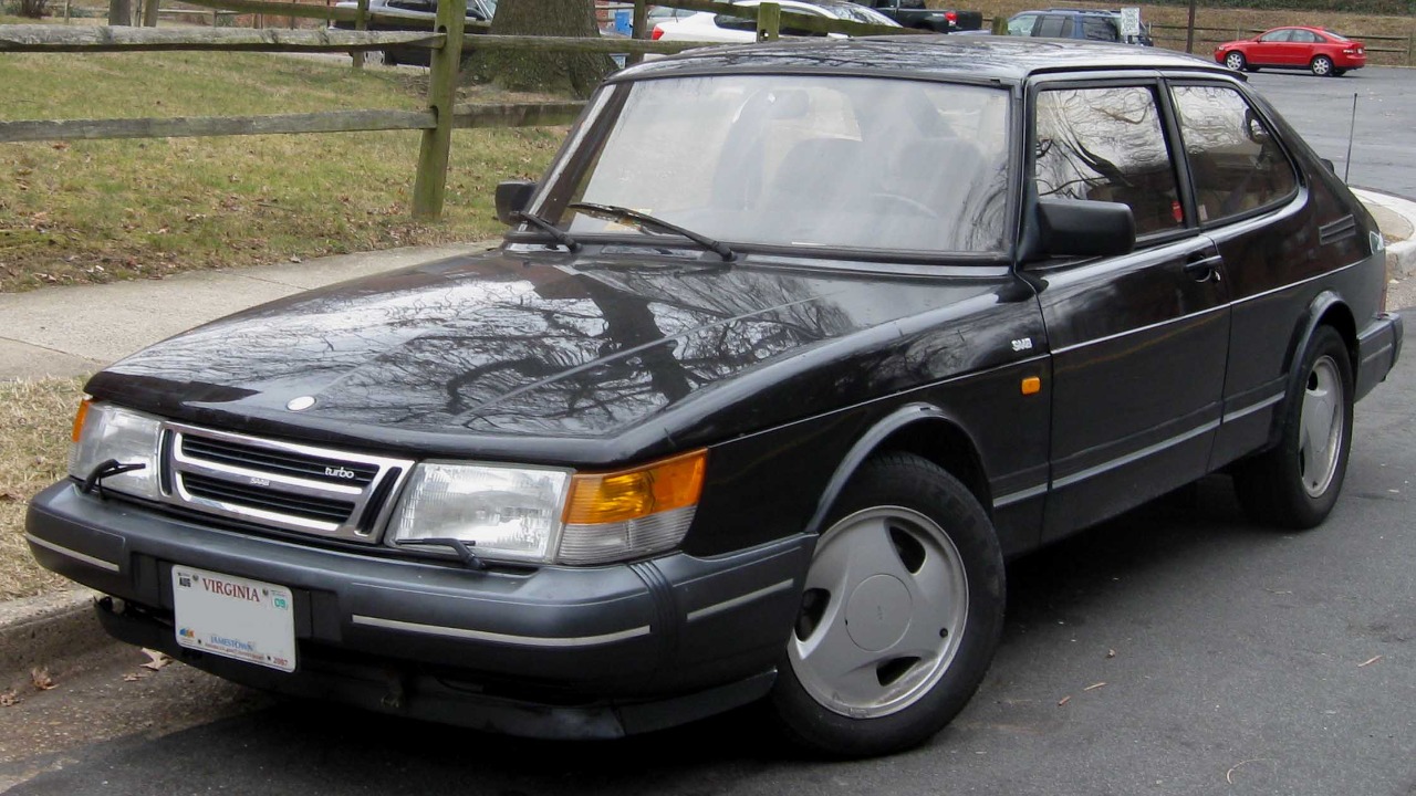 When the 1978 Saab 900 launched a new identity