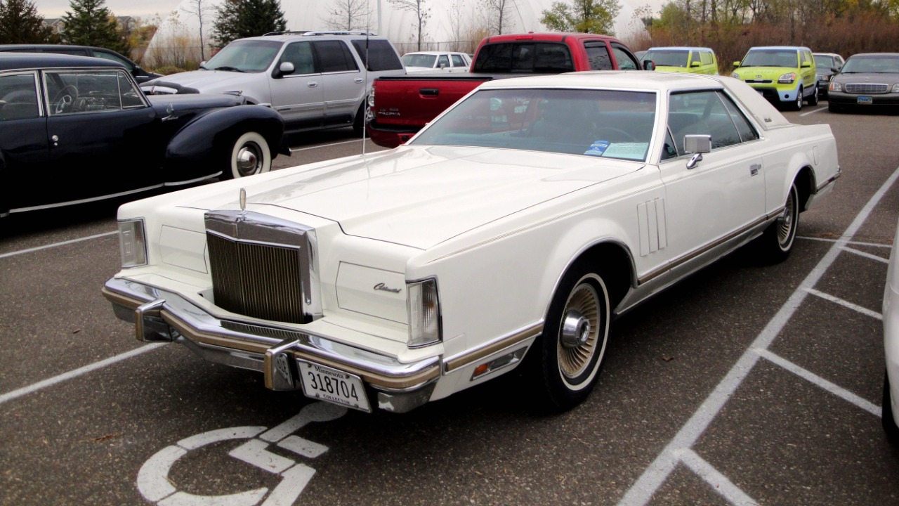 When the 1979 Lincoln Continental leaned into comfort