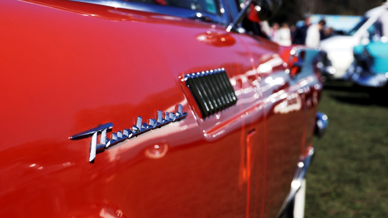 1956 Ford Thunderbird tied to Howard Hughes brings big money on Bring a Trailer