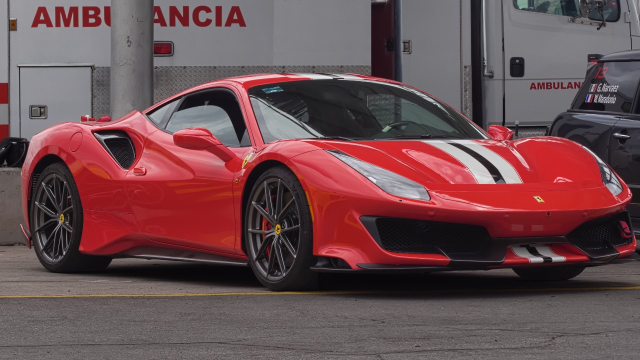 Ferrari files wild aero patent that reshapes the car at speed