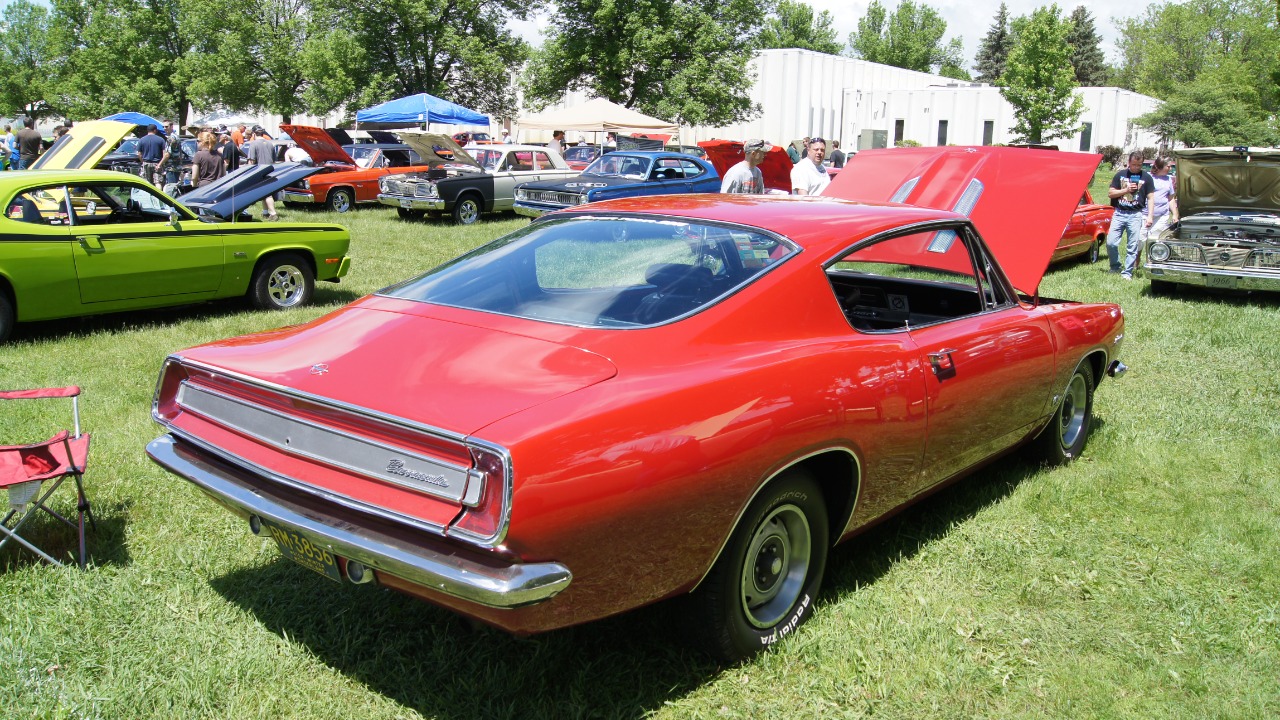 1967 Barracuda Formula S chassis tricks made it a secret handling weapon