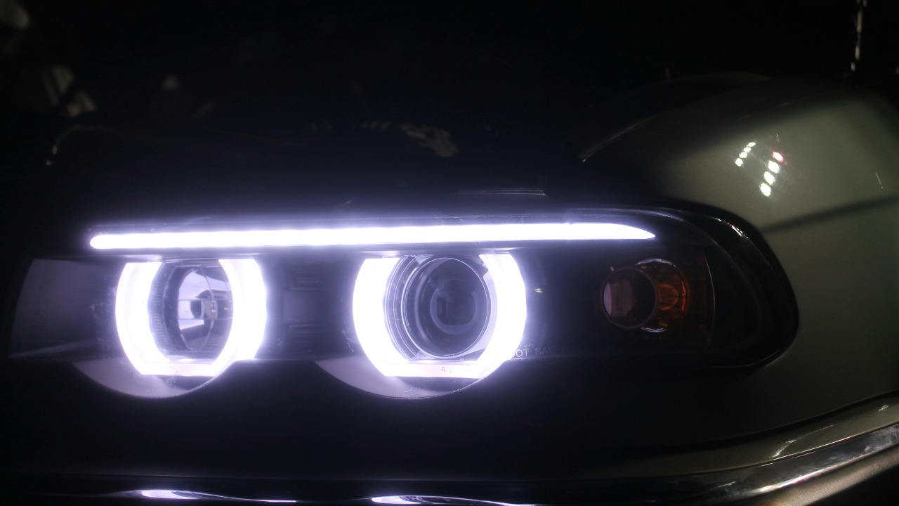Congress finally orders a crackdown on blinding LED headlights