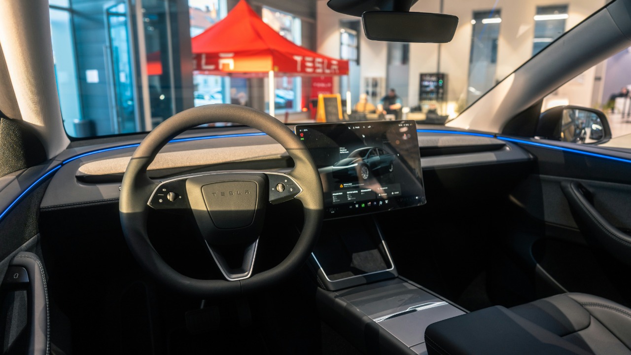 Study shows Tesla Autopilot has been involved in hundreds of crashes and dozens of investigations