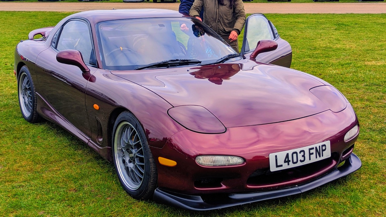 How the 1993 Mazda RX-7 FD embraced lightweight speed