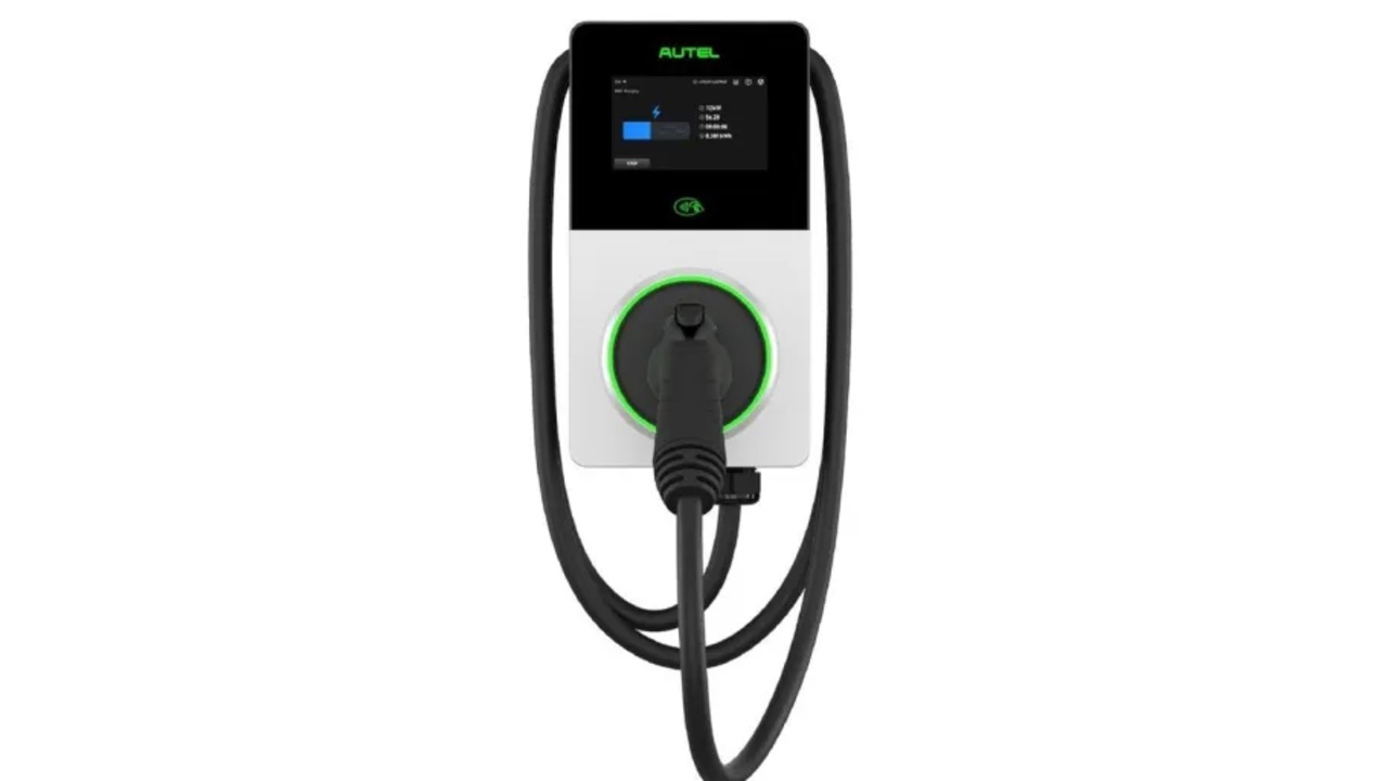 Autel expands app-free payments to 100,000 EV chargers