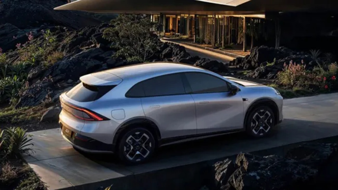 1,058-mile run: new challenger SUV drives Seattle to LA on one tank and charge