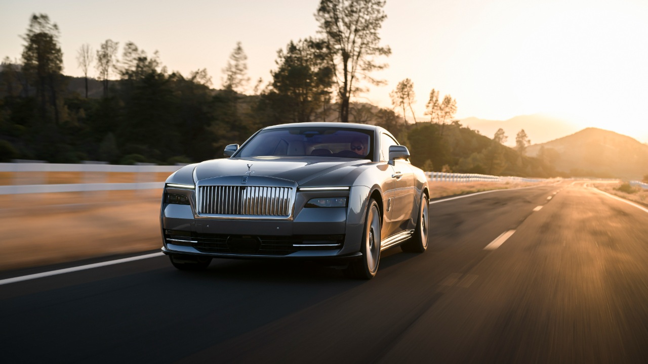 Rolls Royce’s 2nd EV will copy Cullinan formula for ultra luxury
