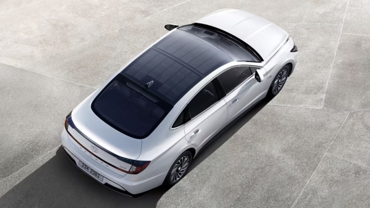 Hyundai plans plug-free future as solar roofs promise +30% range