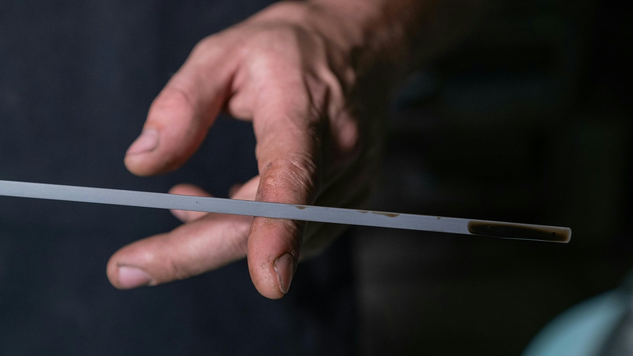 Why automakers are quietly dropping the dipstick