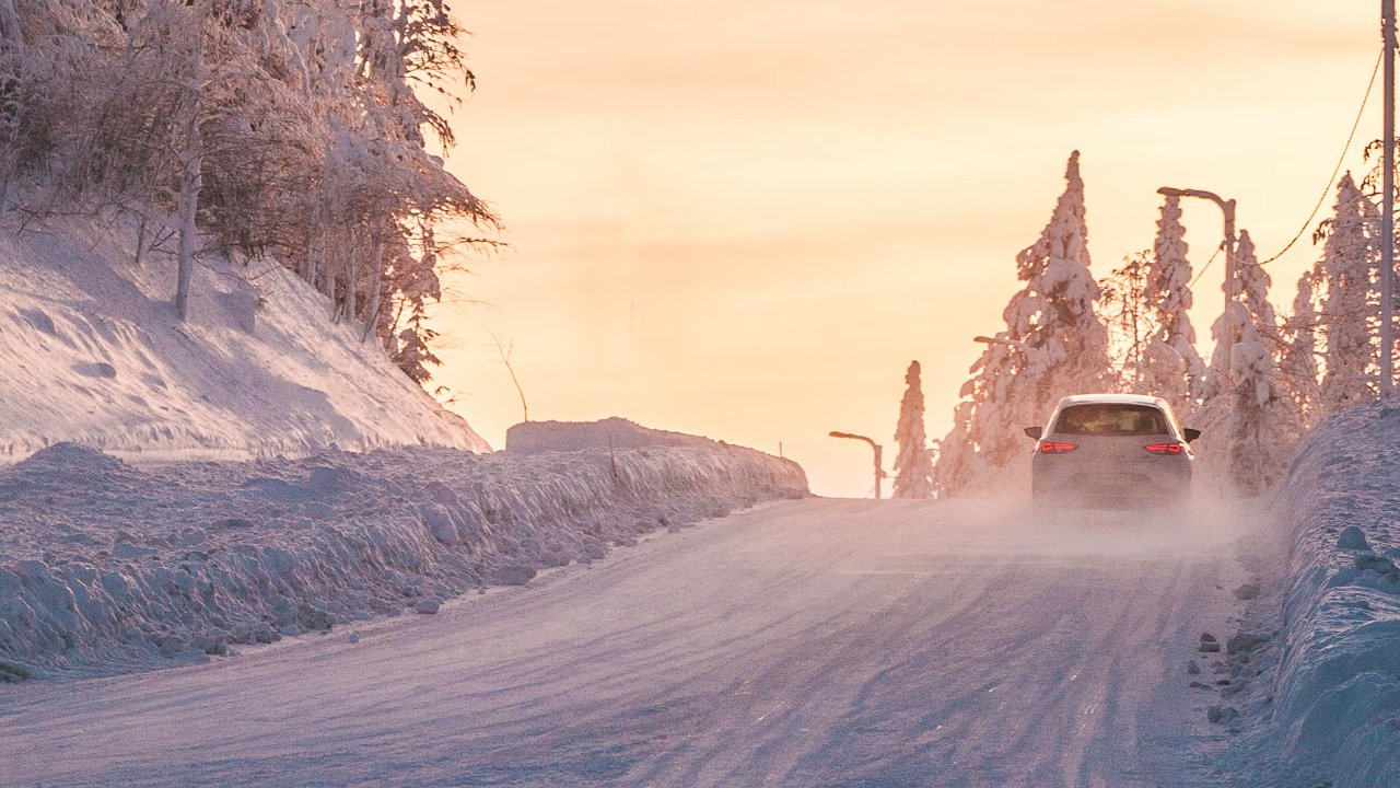 How to drive on icy roads without ending up in a ditch