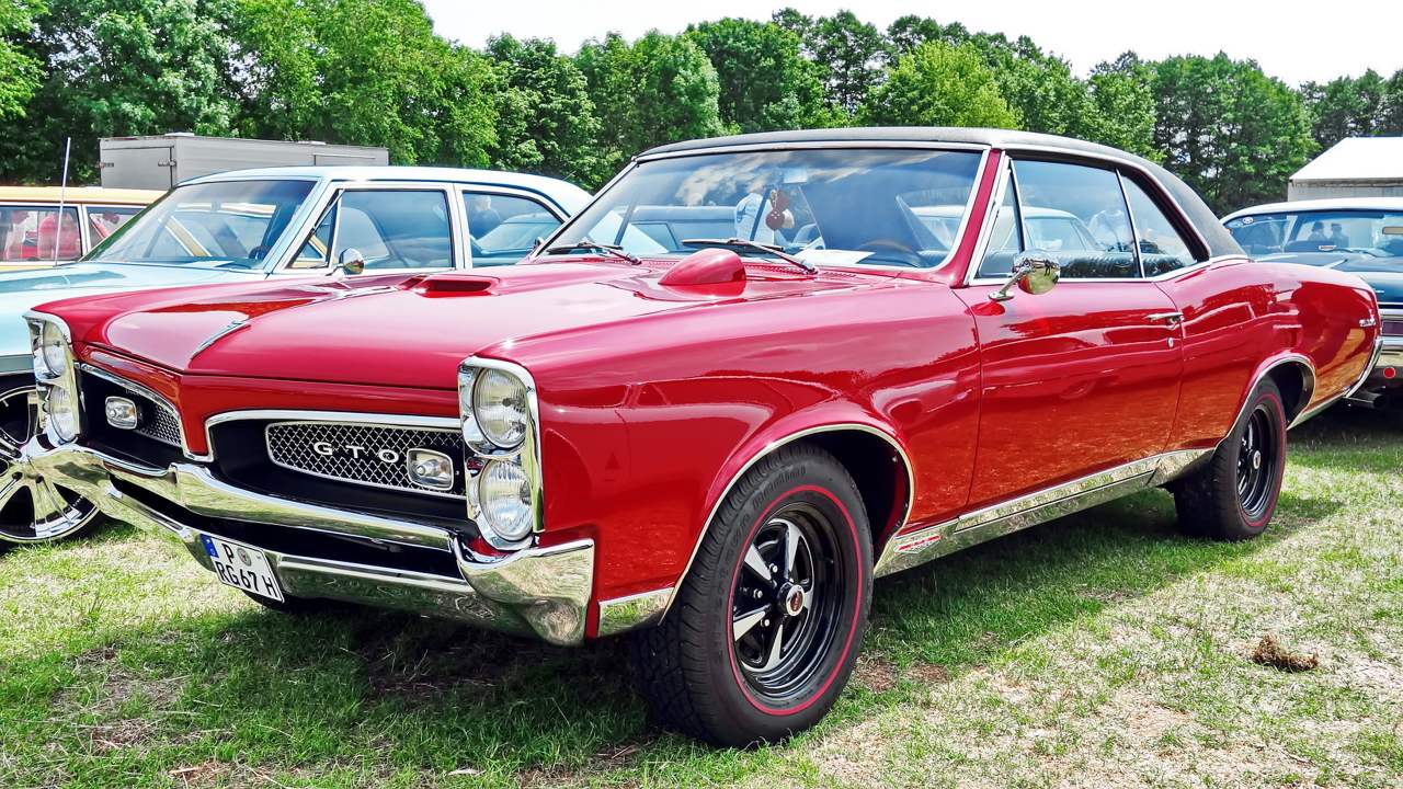 How Pontiac’s engine options created wildly different cars