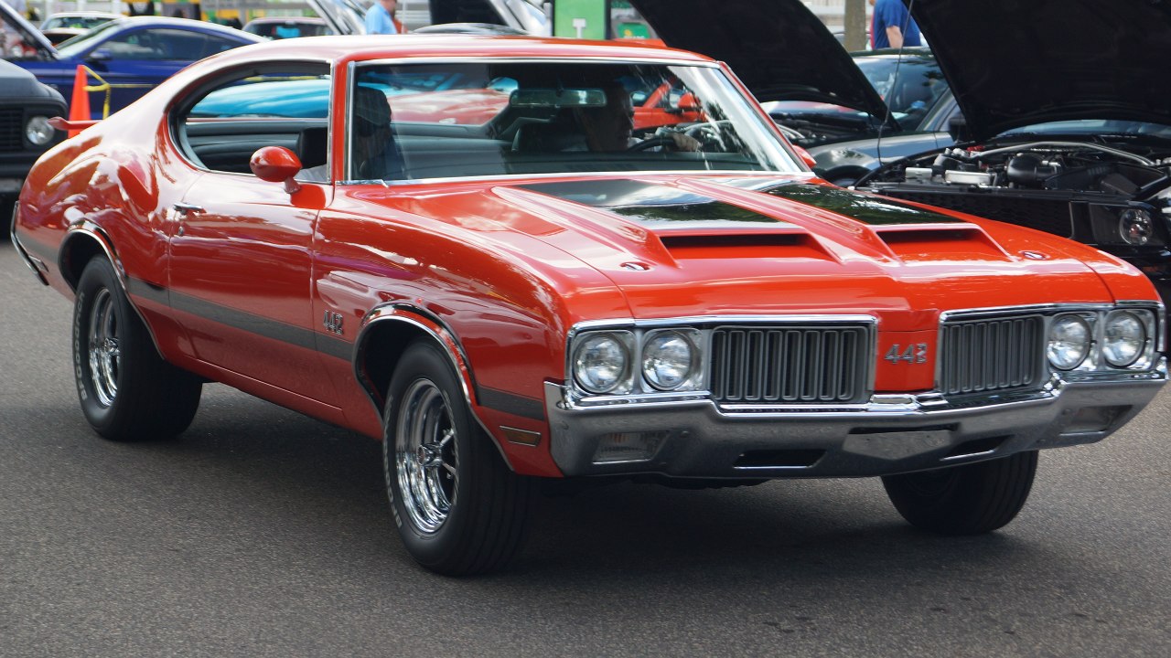 Why the 1970 Oldsmobile 442 still commands instant respect