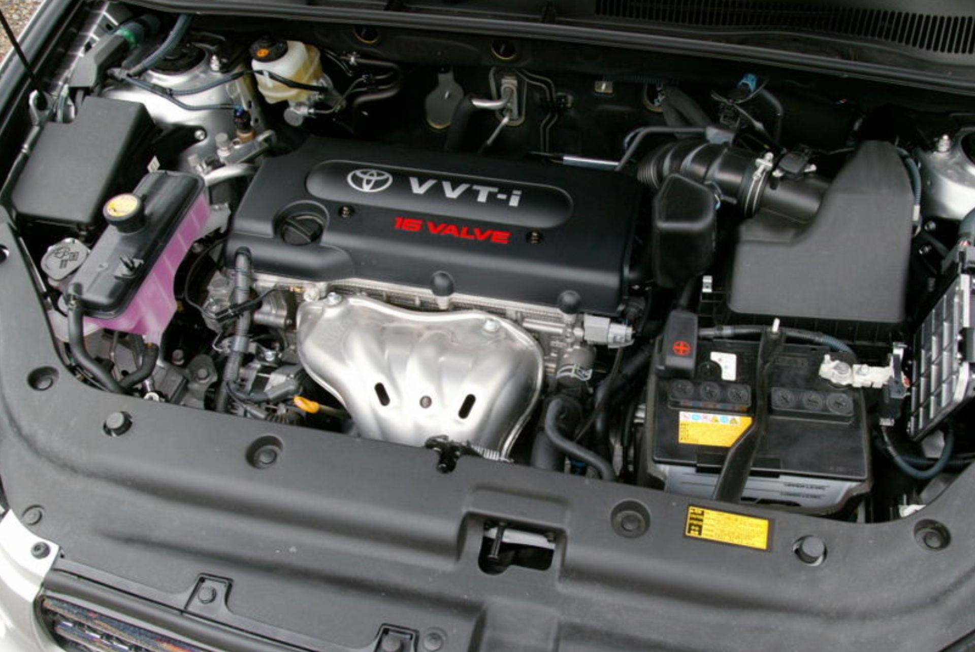 10 Toyota engines famous for surviving extreme mileage