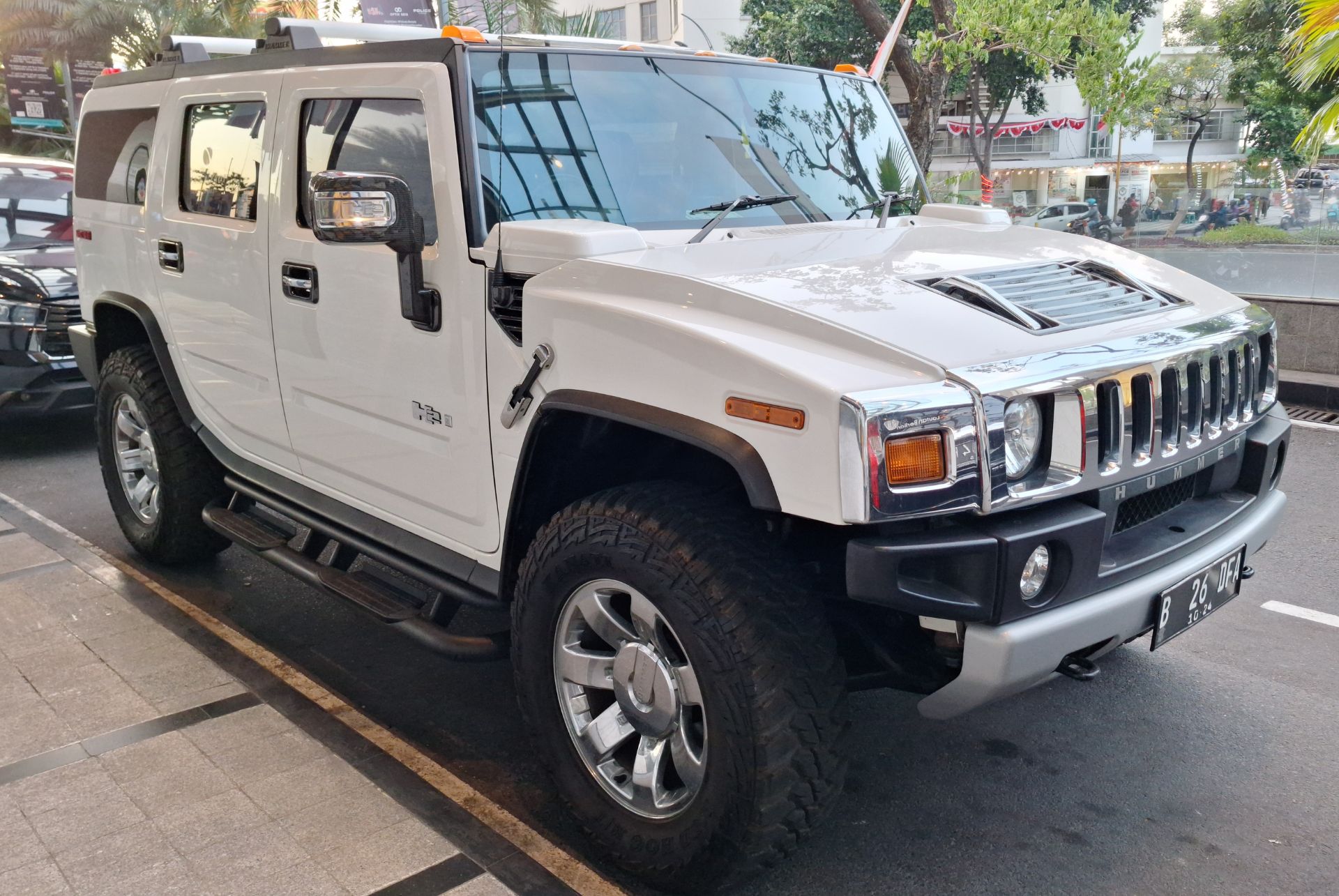 7 off-road Hummers that are best-sellers today