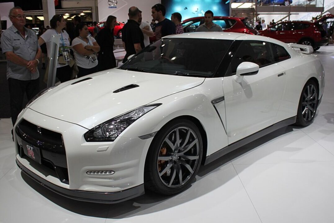 Nissan GT-R
