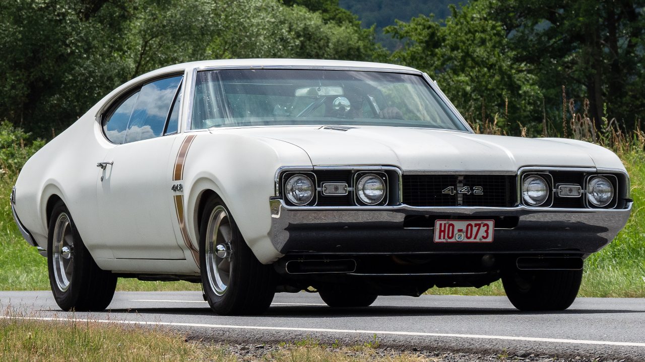 This factory color made the Oldsmobile 442 shockingly rare