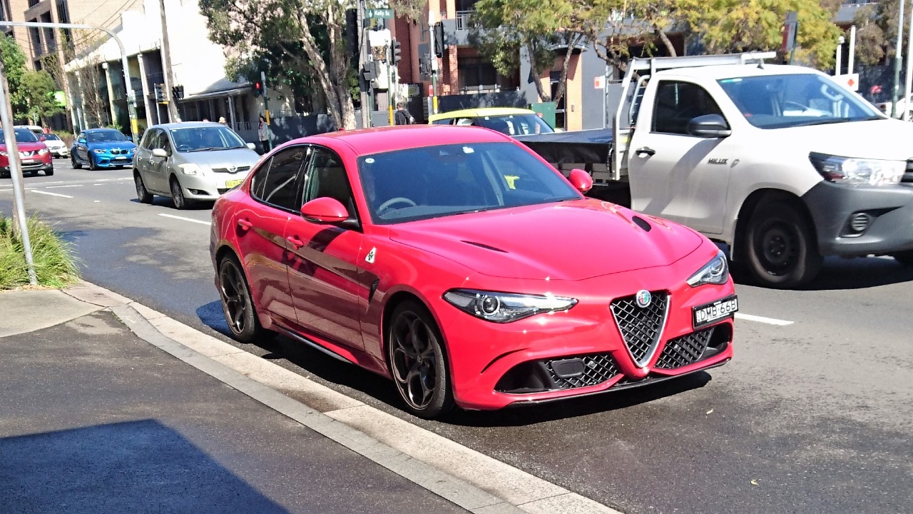 9 production cars that outrun a Ferrari 360 Modena in a straight line